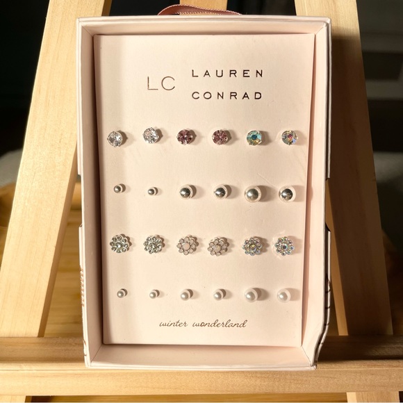 LC Lauren Conrad Jewelry - NWT LC LAUREN CONRAD PINK & SILVER PEARL STUD FLOWER EARRINGS 12 PAIRS INCLUDED